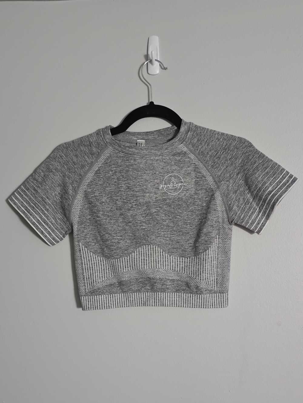 Seamless Grey Short Sleeve Crop Top